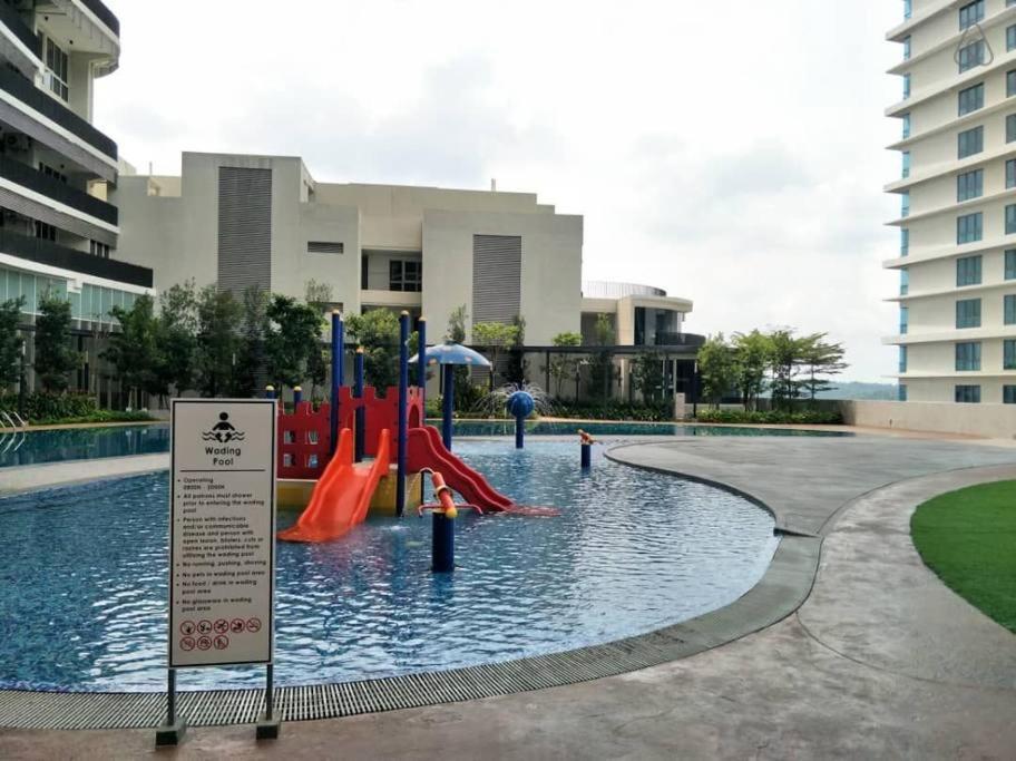 Cozy, High-Floor 2Br Apt Near Legoland Nusajaya (Iskandar Puteri) Exterior foto